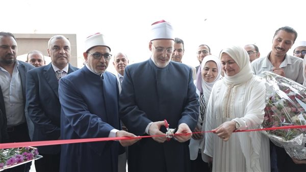 قيادات الأزهر يفتتحون