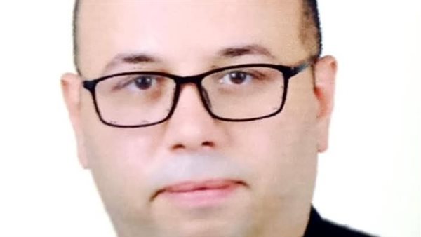  الدكتور إبراهيم