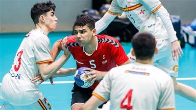 الأهلي يضم أوكا قادمًا من الجيش لتدعيم صفوف فريق اليد 