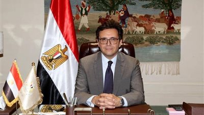 غدًا.. وزير الثقافة يفتتح الدورة العاشرة لمعرض الإسكندرية للكتاب بكلية سان مارك
