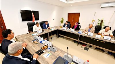 وزير الإسكان: تنفيذ 204 محطات مياه شرب و761 محطة صرف صحي بمبادرة حياة كريمة بالدقهلية