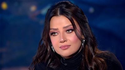 تجربتي علمتني.. رضوى الشربيني في هي وبس: الحب مش كرة تنس والتخطي أجمل انتقام