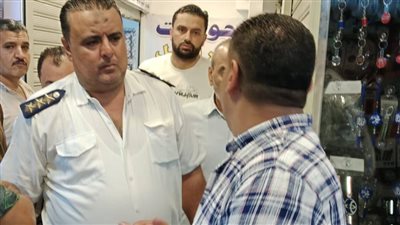 حملة موسعة لإزالة الإشغالات والتفتيش على المحال غير المرخصة بالتوفيقية | صور