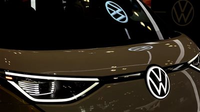 فولكس فاجن تستثمر 186 مليار دولار حتى عام 2030