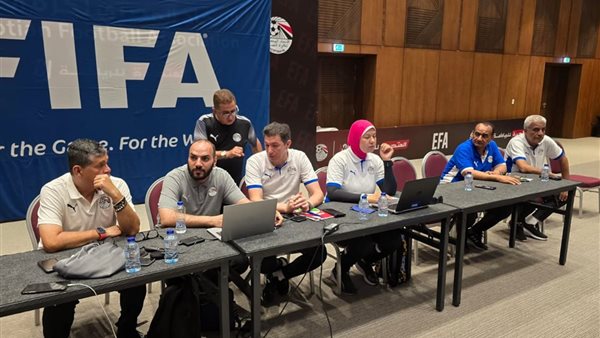 أوسكار رويز في معسكر