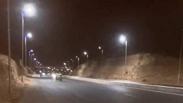 تركيب أسلاك الكهرباء