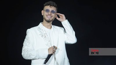 بتشرف بالجمهور المصري.. الشامي يتألق في حفله بمهرجان العلمين في أول ظهور فني له في مصر