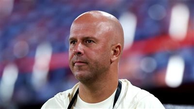 سلوت بعد هزيمة ليفربول من ميلان برباعية: رأيت بعض النقاط الإيجابية اليوم