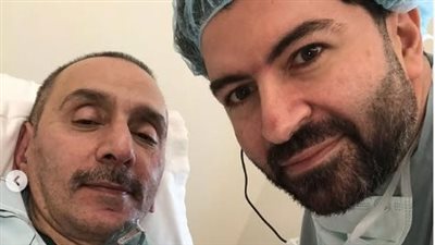 برفقة طبيبه المعالج.. آخر ظهور لـ زياد الرحباني قبل وفاته