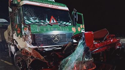 إصابة 5 أشخاص إثر تصادم سيارتين على طريق المطرية الجديد في بورسعيد