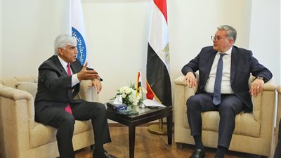 وزير البترول: نعمل على توفير فرص استثمارية واعدة لدعم التحول نحو الطاقات المتجددة