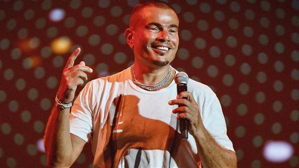 ليلة أسطورية لعمرو