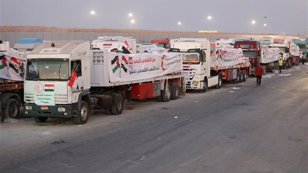 شاحنات المساعدات
