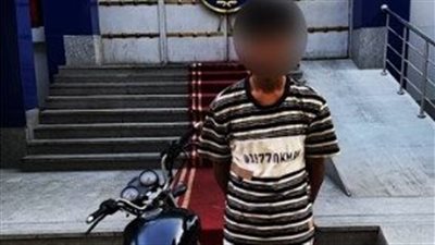 القبض على ميكانيكي اصطدم بسيارة سيدة وتعدى عليها بالسب في الإسماعيلية 