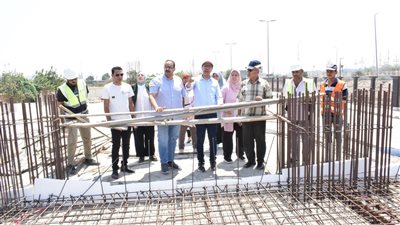 تعليمية ورياضية ومعمارية.. رئيس جامعة بنها يتفقد المنشآت الجديدة