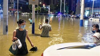 مصرع 30 شخصًا في بكين بسبب هطول الأمطار الغزيرة