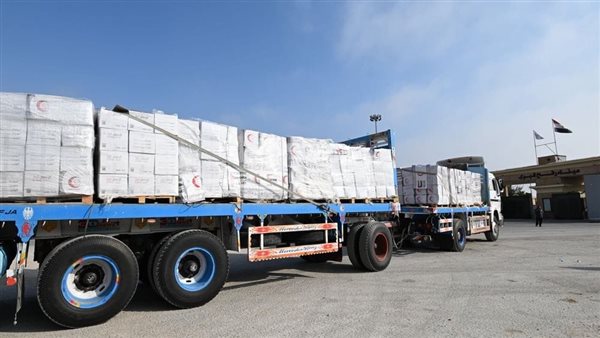 شاحنات المساعدات