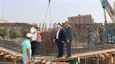 أعمال مكثفة بكوبري الشاملة.. السكرتير العام يتفقد نقل المرافق والتعديلات المرورية ببني سويف