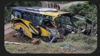 مصرع 18 حاجًا هندوسيًا في حادث سير بشرق الهند