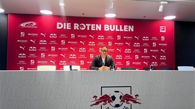 مجدي عبد العاطي يشارك في مؤتمر المدربين الدولي بألمانيا |صور