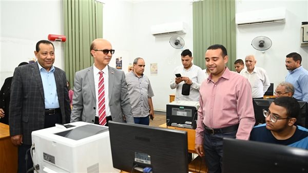 رئيس جامعة أسيوط