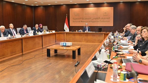 وزير السياحة