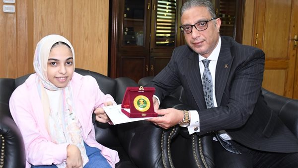 محافظ الفيوم 