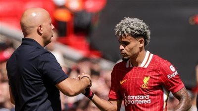 كان يبتسم دائمًا.. آرني سلوت يعلق على رحيل دياز إلى بايرن ميونخ