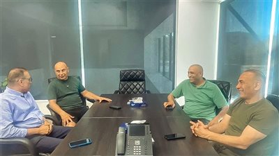 جهاز المنتخب يجتمع بـ عزام لمناقشة ترتيبات معسكر سبتمبر