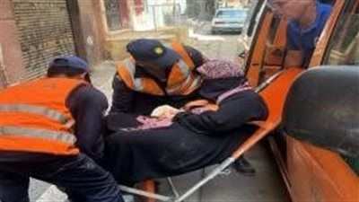 في لفتة إنسانية.. الداخلية تستجيب لاستغاثة مواطن لمساعدته في نقل والدته إلى المستشفى بالبحيرة 