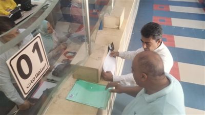 رئيس مدينة مرسى مطروح يحذر المواطنين من التعامل خارج المركز التكنولوجي لتحقيق الشفافية والحد من الفساد