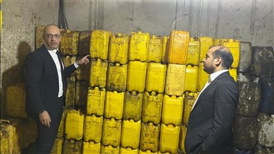 حماية المستهلك: ضبط 41 طن زيوت سيارات مُعاد تدويرها في الدقهلية.. و2.5 طن زيت طعام