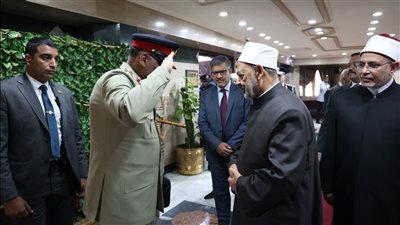شيخ الأزهر يستقبل رئيس الأركان الباكستاني.. ويؤكد: لا استقرار في العالم دون حل لقضية فلسطين