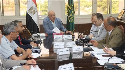 محافظ القليوبية يتابع تطوير طريق الجمهورية بأبو زعبل ومحور أحمد عرابي بشبرا الخيمة