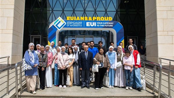  الدكتور أحمد حمد