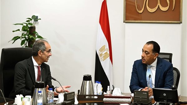 رئيس الوزراء يلتقي