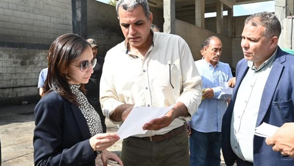 محافظ البحيرة تقود