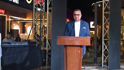 محافظ جنوب سيناء عن استضافة جينيفر لوبيز: هناك خطة طموحة لتحويل شرم الشيخ لواجهة سياحية