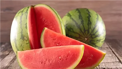 حمية البطيخ تجتاح مواقع التواصل.. هل هي مفيدة فعلًا لفقدان الوزن؟
