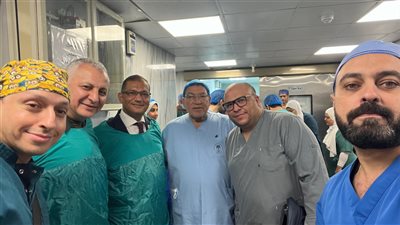 القومي للكلى يجري أول عمليتين لزراعة الكلى في توقيت واحد