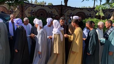 جلسة صلح تنهي خصومة ثأرية بين عائلتي الجملة ودلجا في المنيا بحضور شعبي كبير| صور