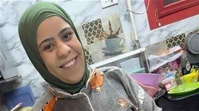 بعد قليل.. أولى جلسات محاكمة البلوجر أم مكة وآخرين في مشاجرة محل الفسيخ بشبرا الخيمة