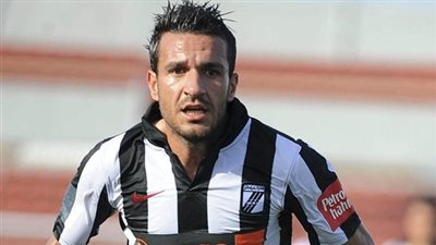 بعد عودته لـ لناديه الأول.. أرقام علي معلول مع الصفاقسي التونسي 