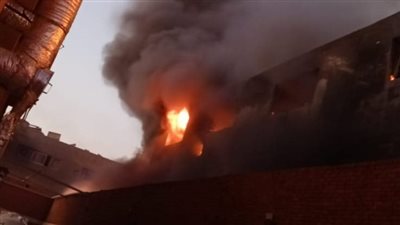 السيطرة على حريق مصنع بلاستيك بالمنطقة الصناعية في أكتوبر