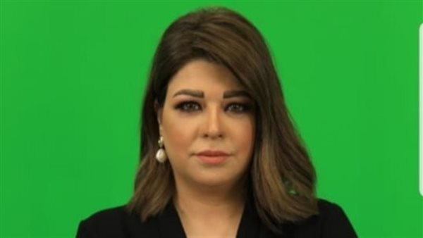 المذيعة علا شوشة