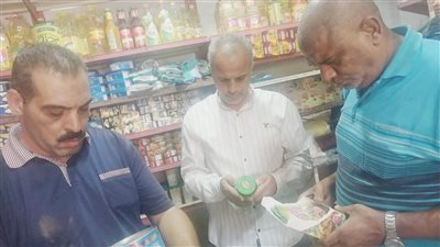 ضبط طن أرز وألبان فاسدة وتحرير محاضر مخالفات متنوعة في حملات تموينية ببني سويف