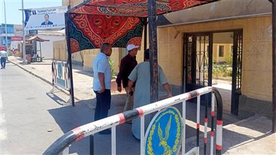 رئيس مدينة القصير يتفقد مقار انتخابات مجلس الشيوخ | صور