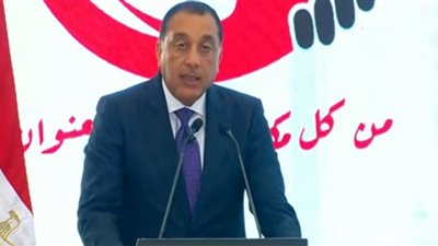 رئيس الوزراء: توجيهات من الرئيس السيسي بتكثيف الروابط والتواصل مع المصريين بالخارج