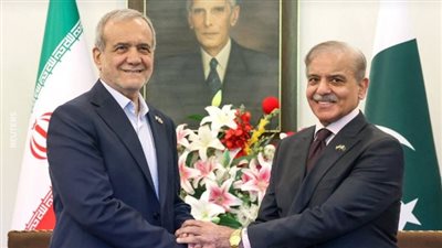  رئيس وزراء باكستان: لا نقبل أي اعتداء على إيران.. وندعم حقها في طاقة نووية سلمية 