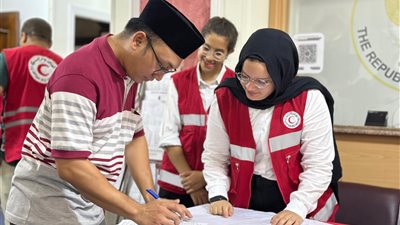 الهلال الأحمر المصري يطلق حملة للتبرع بالدم بالتعاون مع سفارة إندونيسيا احتفالًا بالذكرى الـ 80 لاستقلالها
